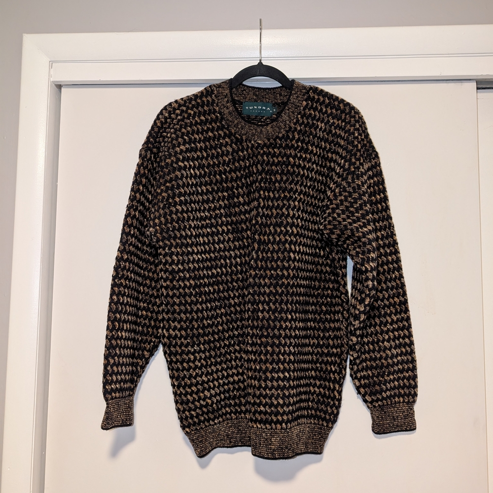 Men's Crewneck Tundra Sweater - Black and Brown